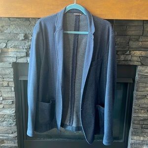 Versatile blue men’s sports coat